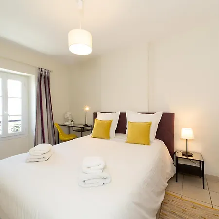 Le Logis Du Clocher - 2 & Jardin Pres De Blaye - Chelona'loc Saint-Androny