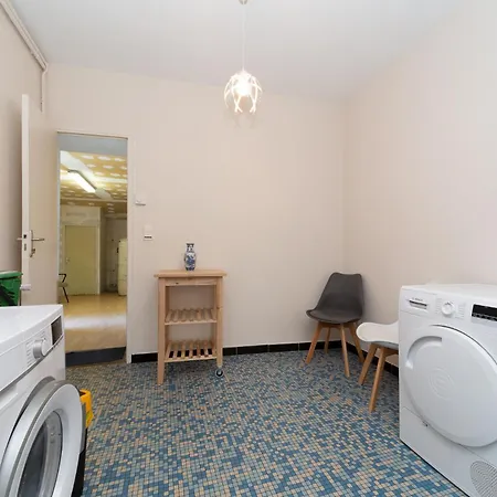 Le Logis Du Clocher - 2 & Jardin Pres De Blaye - Chelona'loc *